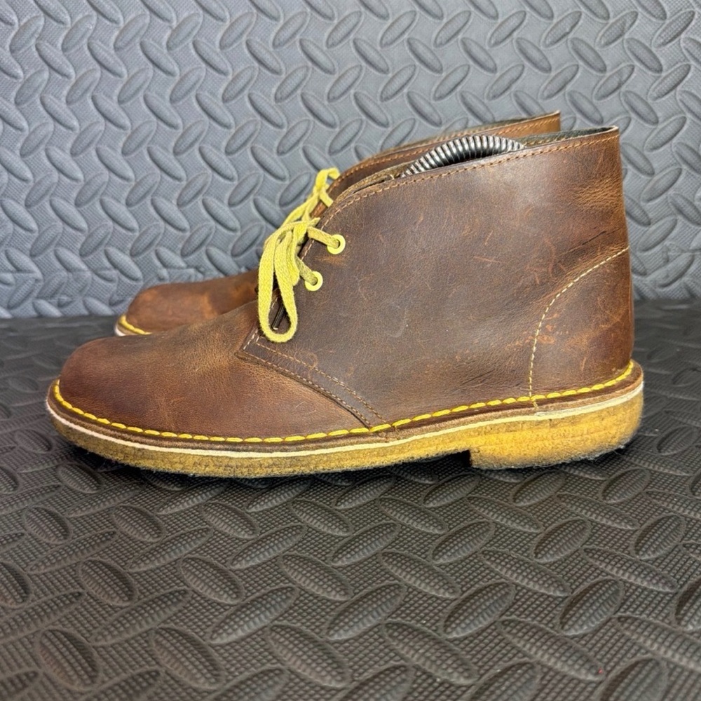 ⭐️ Clark’s Desert Ankle Chukka Boots Crepe Soles SIze 7.5 M Brown Leather GUC